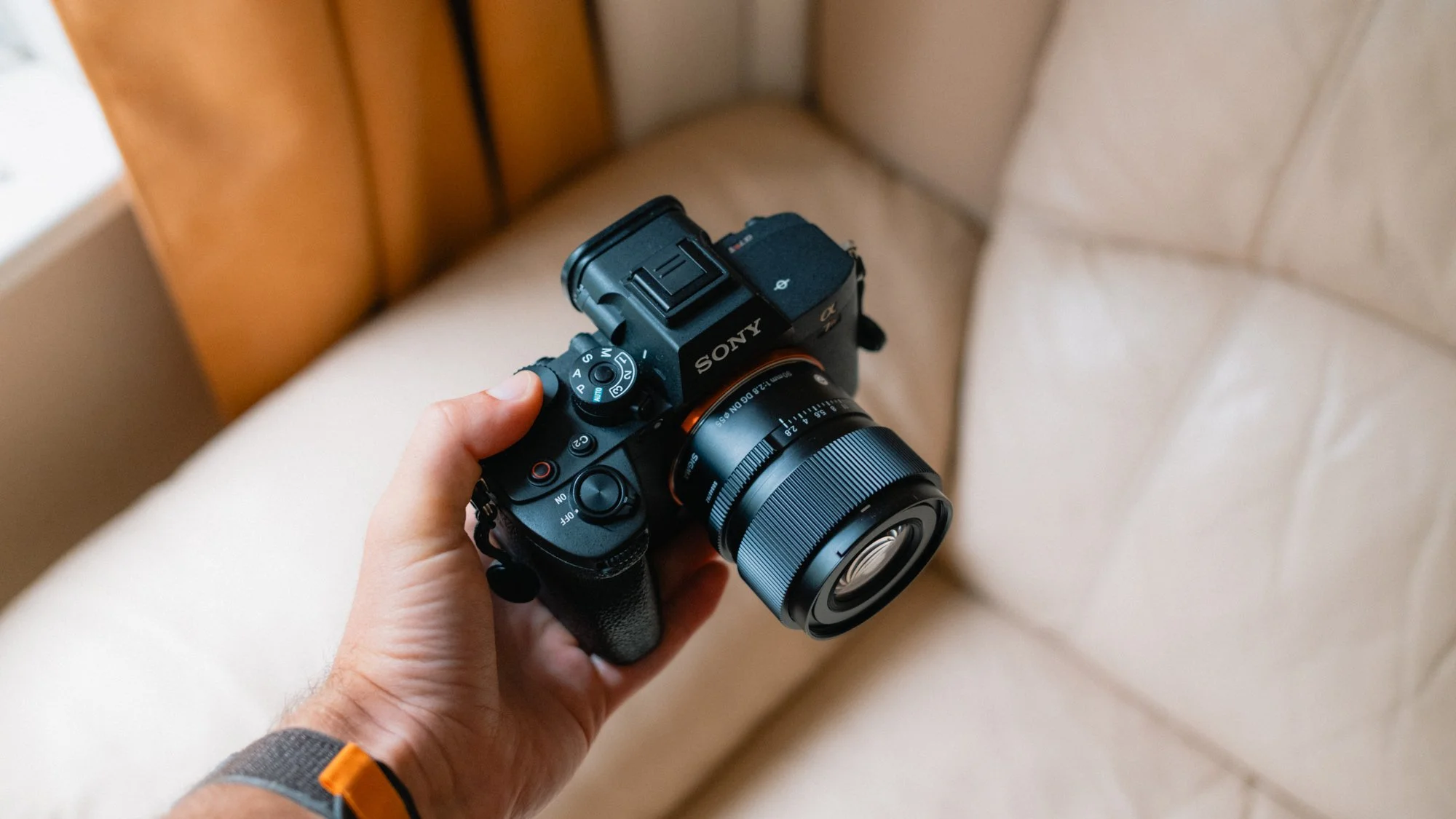 Sigma 90mm f2.8 DG DN Contemporary Review (Sony) — Roman Fox